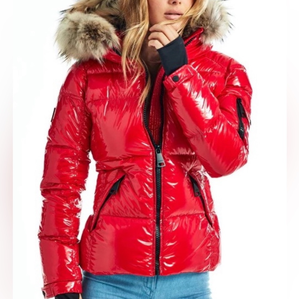 SAM. Red coat with genuine fur